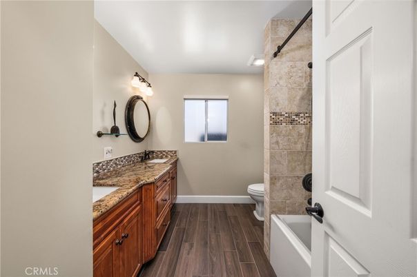 Bathroom, Dual Sink Vanities, Interior, Wood Texture Flooring