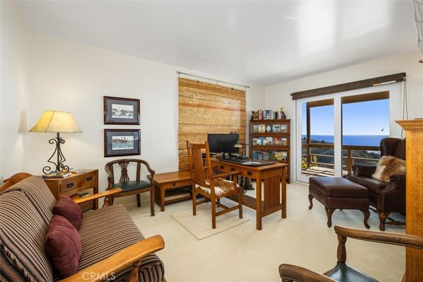 Home Office, Interior, Water
