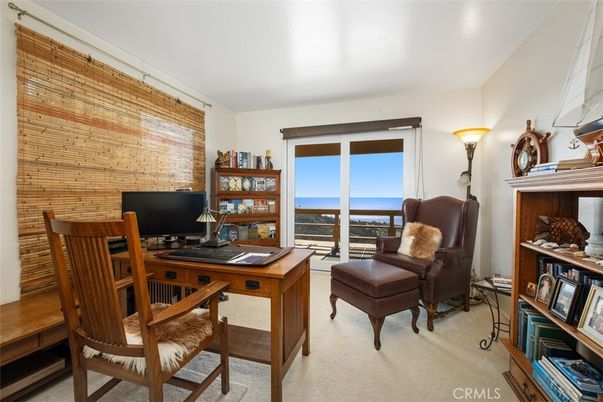 Home Office, Interior, Water