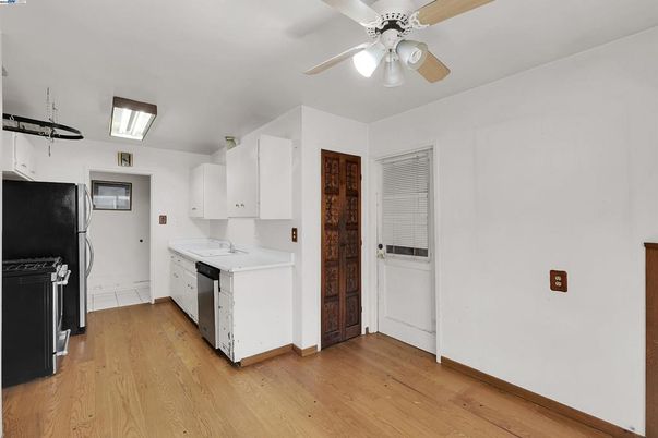Interior, Kitchen, Wood Texture Flooring