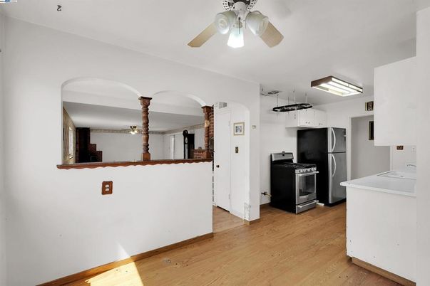 Interior, Kitchen, Wood Texture Flooring