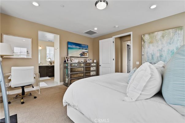 Bedroom, Interior, Recessed Lighting
