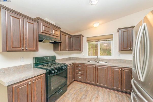 Interior, Kitchen, Stainless Steel Appliances, Wood Texture Flooring