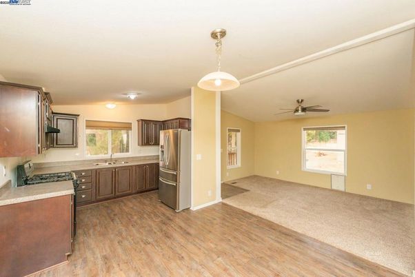 Interior, Kitchen, Pendant Lights, Wood Texture Flooring