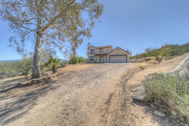 Backyard, Detached Garage, Exterior