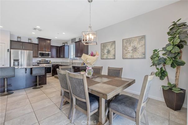 Dining room, Interior, Kitchen, Pendant Lights, Recessed Lighting, Stainless Steel Appliances