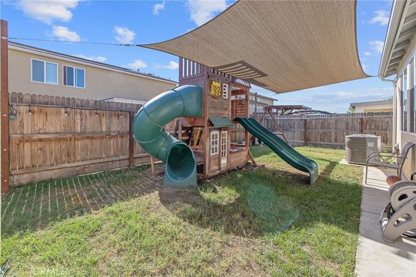 Backyard, Exterior, Playground