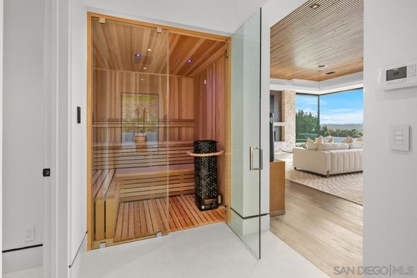 Interior, Living room, Recessed Lighting, Sauna Room
