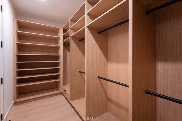 Interior, Walk-in Closets, Wood Texture Flooring