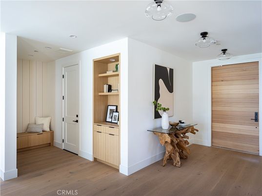 Interior, Recessed Lighting, Wood Texture Flooring, Wooden Walls