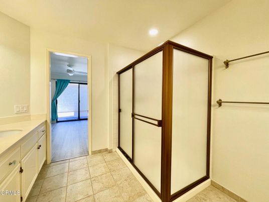 Bathroom, Interior, Recessed Lighting, Wood Texture Flooring