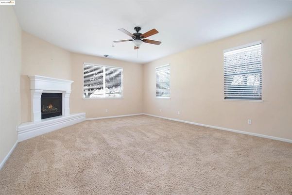 Empty room, Fireplace, Interior