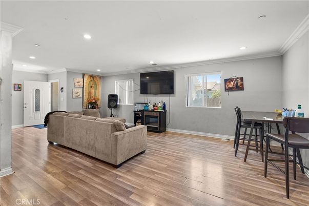 Dining room, Interior, Living room, Recessed Lighting, Wood Texture Flooring