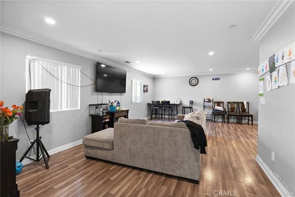 Dining room, Interior, Living room, Recessed Lighting, Wood Texture Flooring