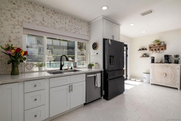 Interior, Kitchen, Recessed Lighting