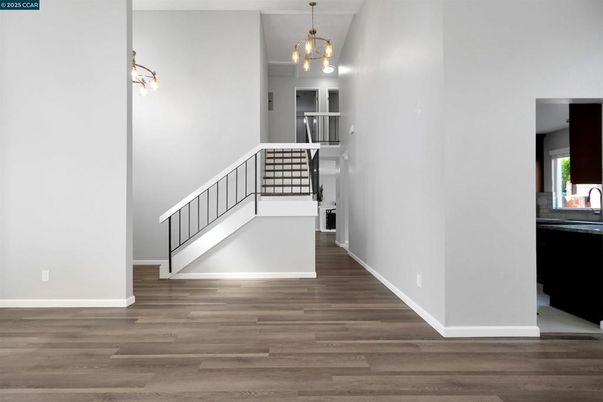 Interior, Pendant Lights, Wood Texture Flooring