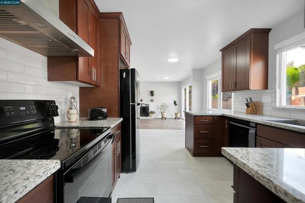 Interior, Kitchen, Recessed Lighting