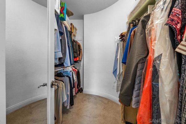 Interior, Walk-in Closets