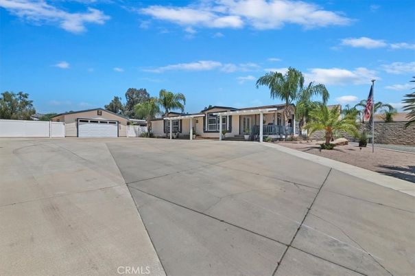 Backyard, Detached Garage, Exterior