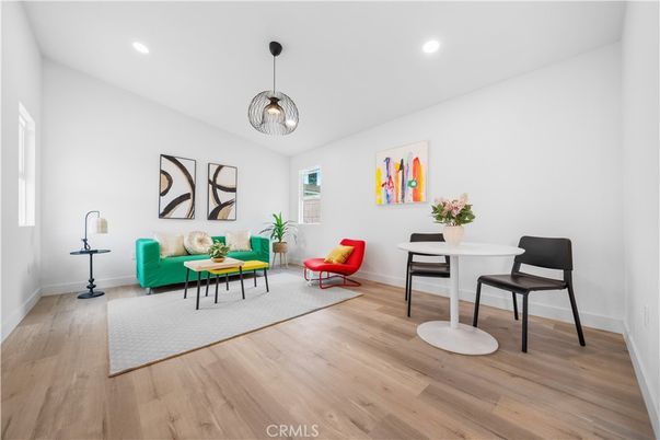 Dining room, Interior, Living room, Pendant Lights, Recessed Lighting, Wood Texture Flooring