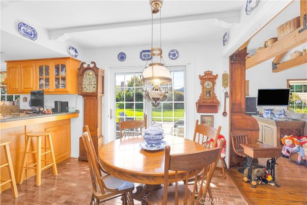 Dining room, Interior, Pendant Lights