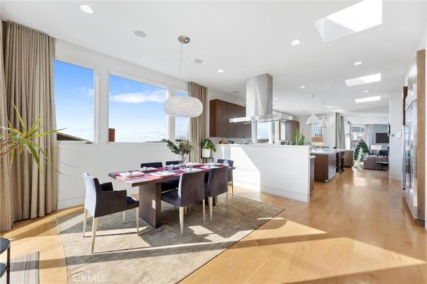 Dining room, Interior, Kitchen, Pendant Lights, Recessed Lighting, Stainless Steel Appliances, Wood Texture Flooring