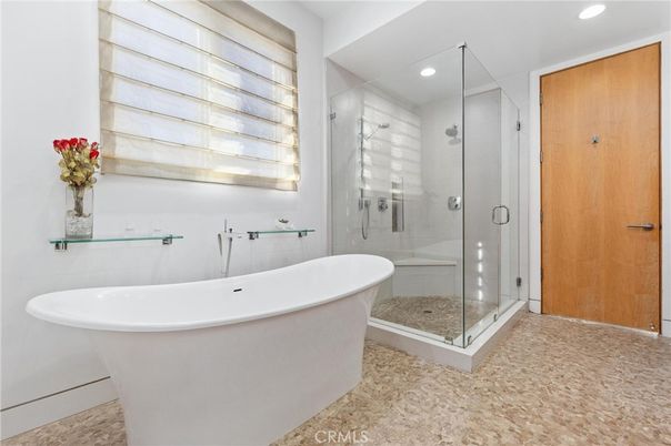 Bathroom, Free Standing Baths, Glass Shower, Interior, Recessed Lighting