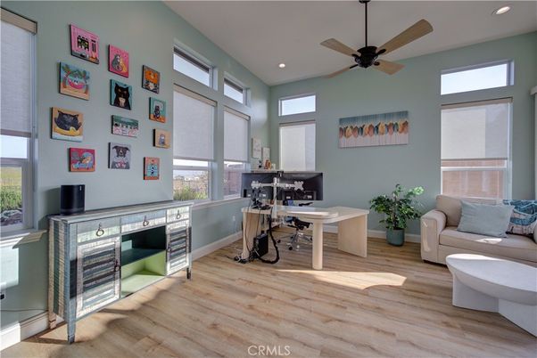 Home Office, Interior, Recessed Lighting, Wood Texture Flooring
