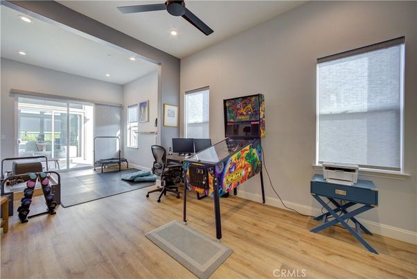 Home Office, Interior, Recessed Lighting, Wood Texture Flooring