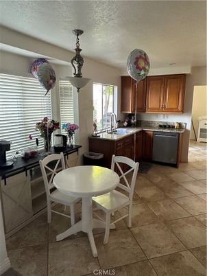 Dining room, Interior, Kitchen, Pendant Lights