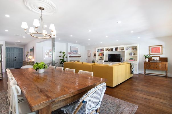 Chandelier, Dining room, Interior, Living room, Recessed Lighting, Wood Texture Flooring