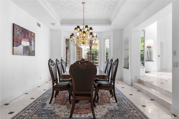 Chandelier, Dining room, Interior