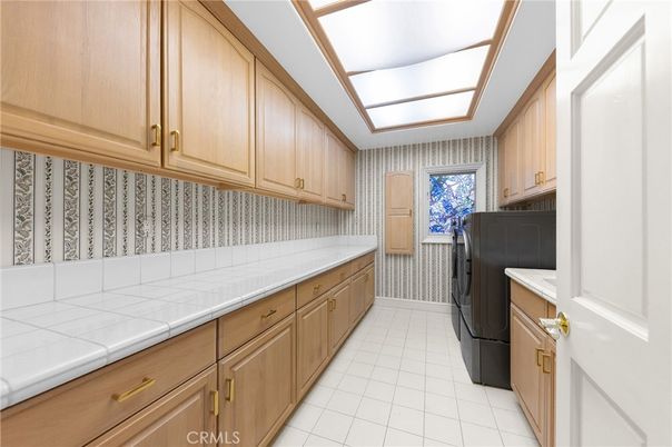 Interior, Kitchen, Tile Countertops, Washer