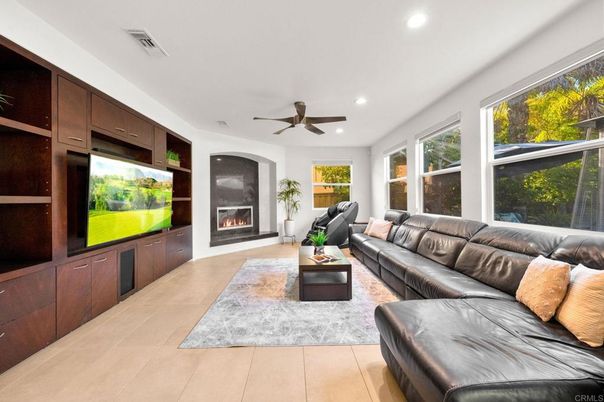 Fireplace, Interior, Living room, Recessed Lighting