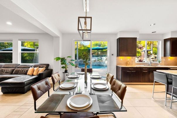 Dining room, Interior, Kitchen, Living room, Recessed Lighting