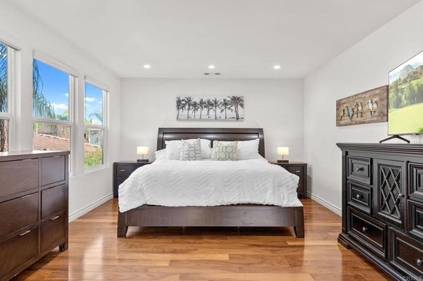 Bedroom, Interior, Recessed Lighting, Wood Texture Flooring