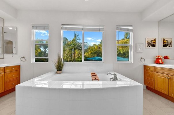 Bathroom, Dual Sink Vanities, Interior, Marble, Recessed Lighting