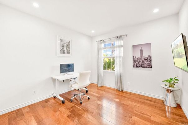 Home Office, Interior, Recessed Lighting, Wood Texture Flooring