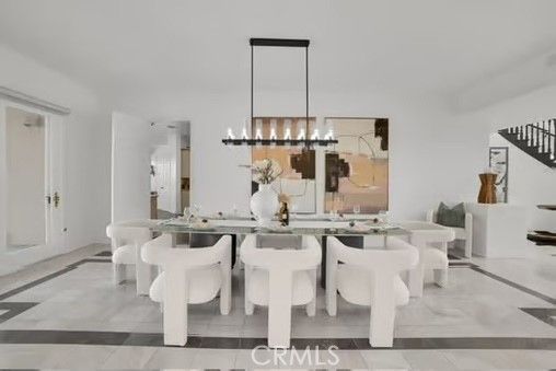 Chandelier, Dining room, Interior, Pendant Lights