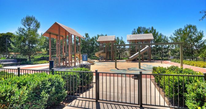 Backyard, Exterior, Playground