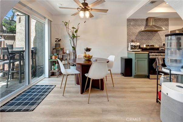 Dining room, Interior, Kitchen, Stainless Steel Appliances, Wood Texture Flooring