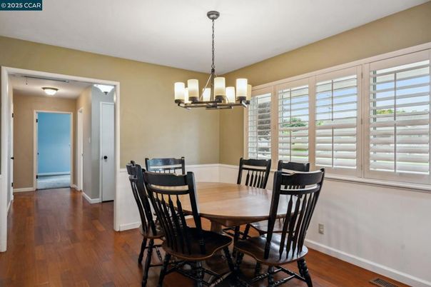Chandelier, Dining room, Interior, Wood Texture Flooring