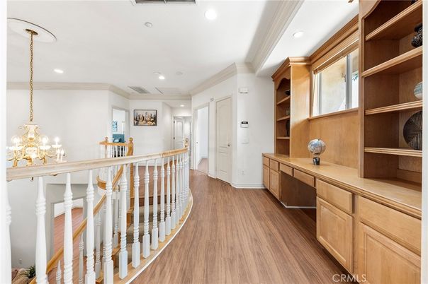 Chandelier, Interior, Recessed Lighting, Wood Texture Flooring