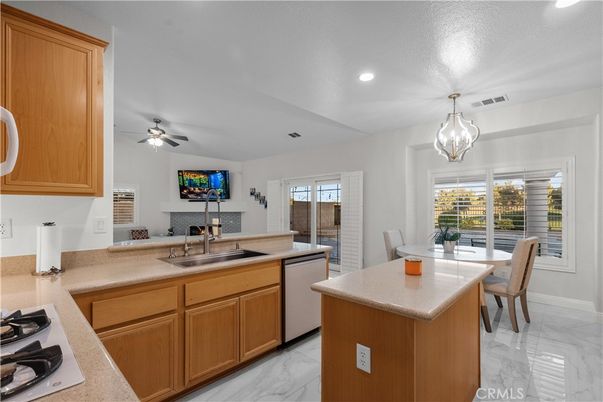 Dining room, Interior, Kitchen, Marble, Pendant Lights, Recessed Lighting