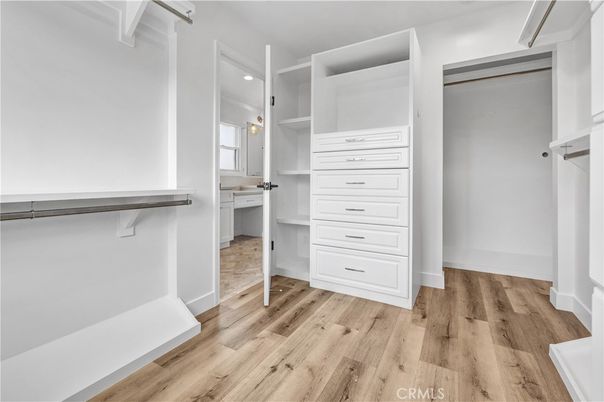 Interior, Recessed Lighting, Walk-in Closets, Wood Texture Flooring