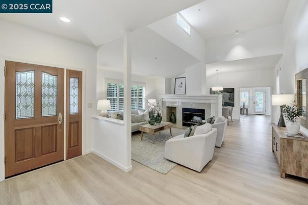 Fireplace, Interior, Living room, Pendant Lights, Recessed Lighting, Wood Texture Flooring