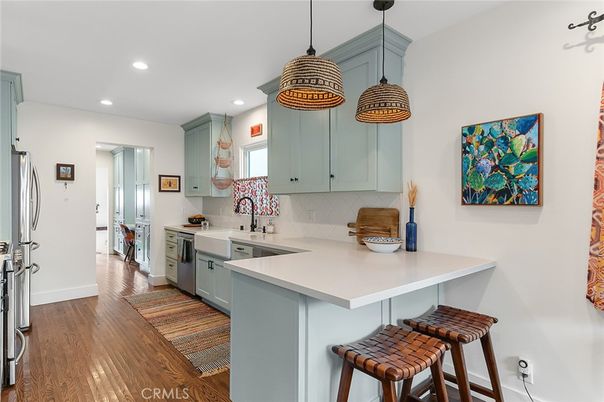 Interior, Kitchen, Pendant Lights, Recessed Lighting, Wood Texture Flooring