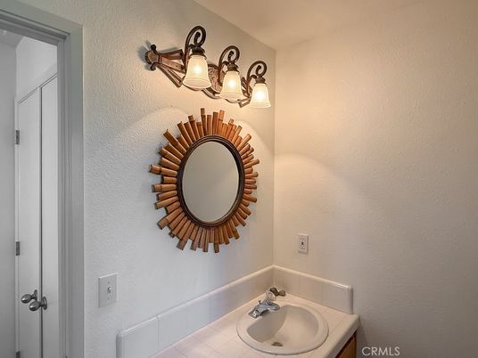 Bathroom, Interior, Tile Countertops