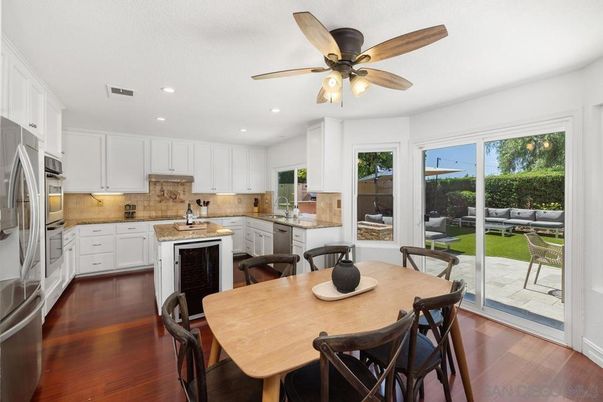 Dining room, Interior, Kitchen, Recessed Lighting, Stainless Steel Appliances, Wood Texture Flooring