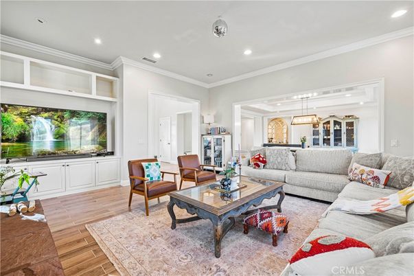 Interior, Kitchen, Living room, Pendant Lights, Recessed Lighting, Wood Texture Flooring
